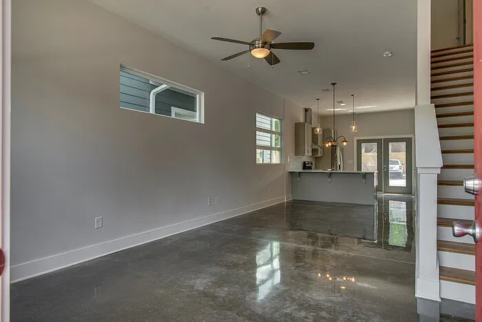 2 bed, 2.5 bath, 1400 sqft, $1,995 — Photo 4