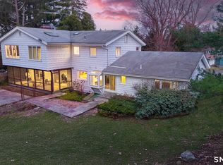 15 Very Merry Road, Stamford, CT