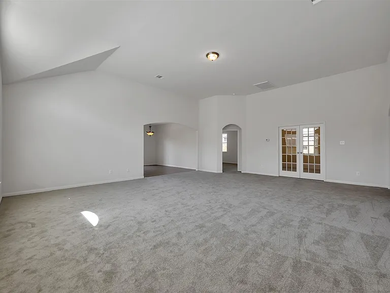 30719 W Lost Creek Blvd — Photo 6