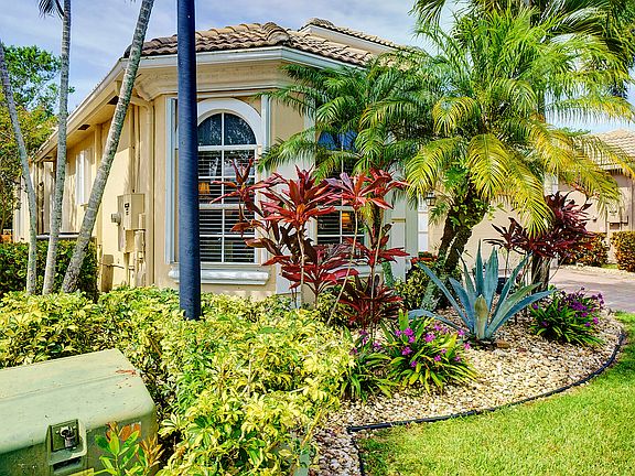 3rd image of 7038 Veneto Drive