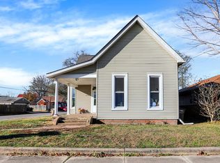 1702 Maple St, Columbus, IN 47201