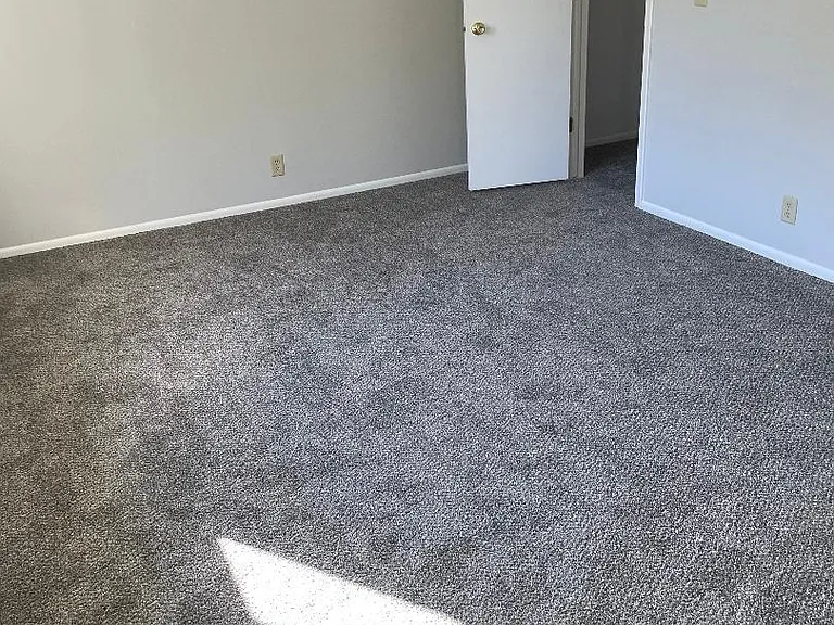 7909 Laurel Ct — Photo 10