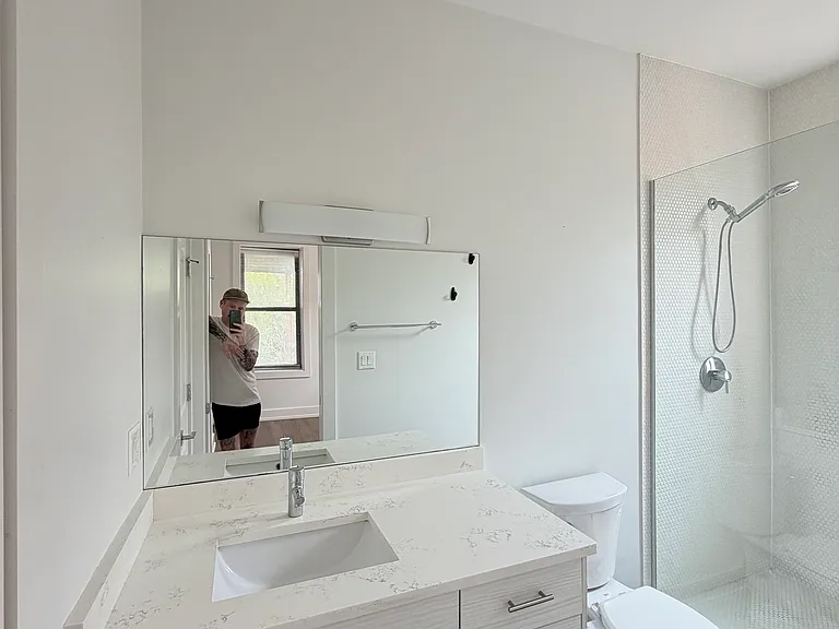 2020 N Spaulding Ave #3 — Photo 14