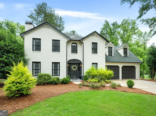 407 Calgary Dr, Peachtree City, GA 30269