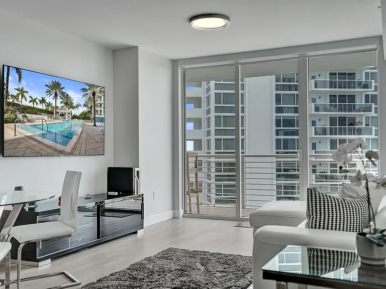 2821 N Ocean Blvd #1106S — Photo 11