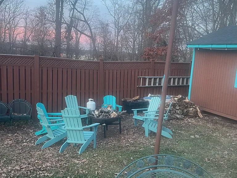 Tennessee Dr — Photo 8