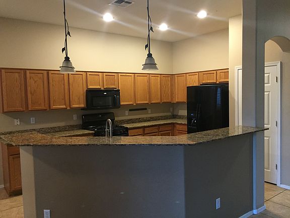 4th image of 8805 W Frier Dr