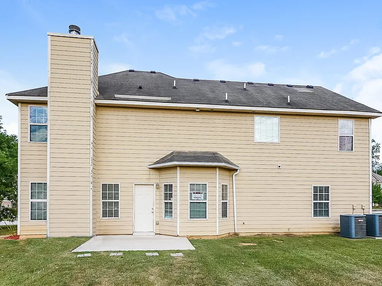 215 Madison Grace Ave — Photo 17