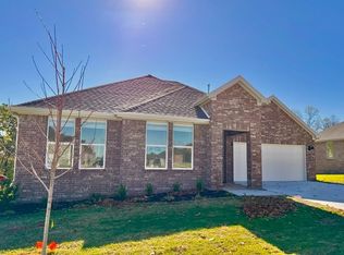 336 N Yona Ln, Farmington, AR 72730