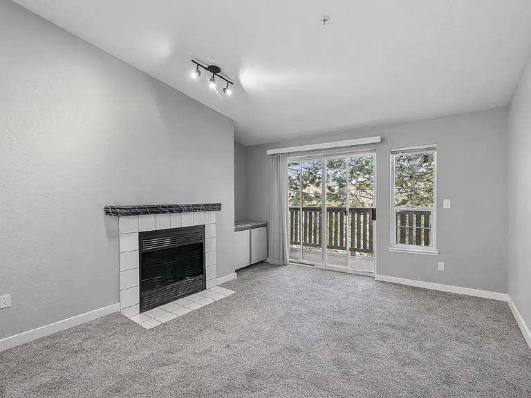 215 100th St SW #D305 — Photo 1