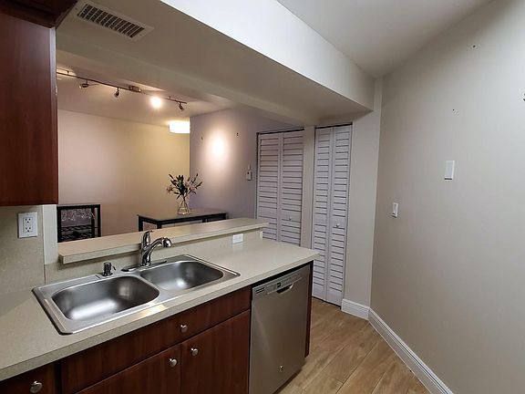 5th image of 9715 Fontainebleau Blvd APT 211