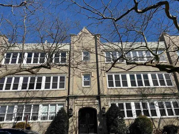 1 S Bartram Ave APT 4, Atlantic City, NJ 08401