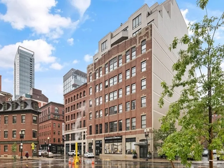 121 Portland St #305 — Photo 16