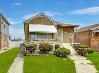 8149 S Whipple St, Chicago, IL 60652