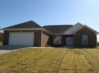 204 Cambridge Dr, Priceville, AL 35603