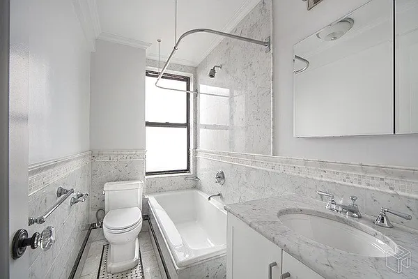 Rented by Halstead Real Estate | media 34