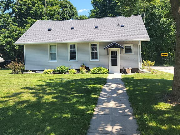 2nd image of 257 Nightingale St