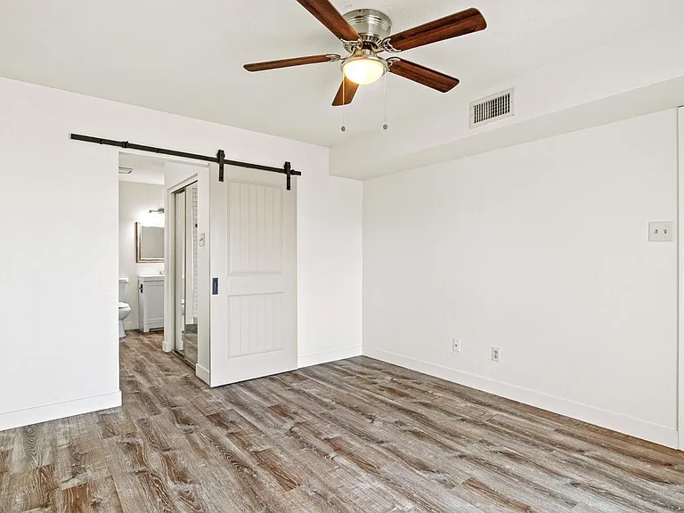 1717 E Union Hills Dr #1035 — Photo 16