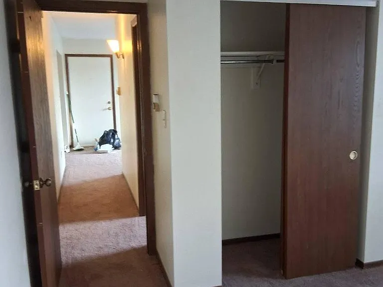 1331 Trade Sq W — Photo 15