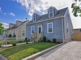 87 Rosemere Rd, Pawtucket, RI 02861