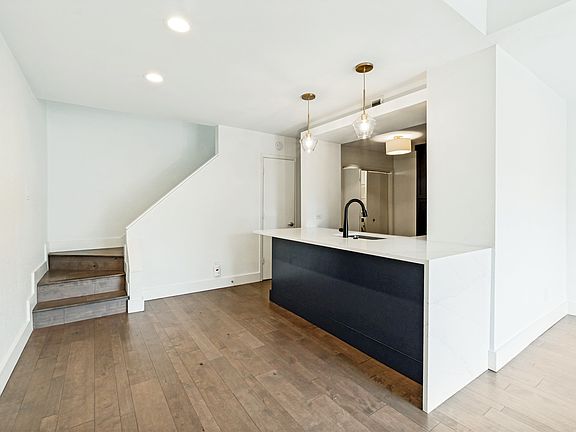 5th image of 7640 W Greenway Blvd APT 8H