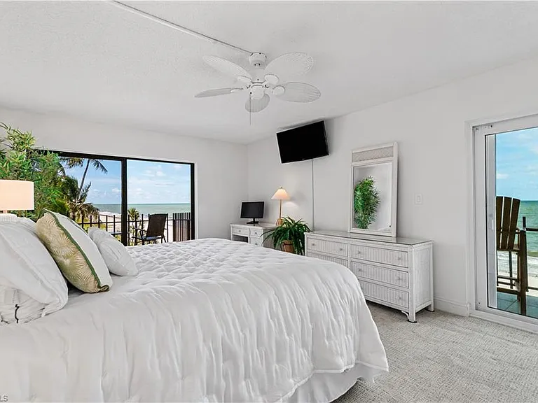 3399 Gulf Shore Blvd N #309 — Photo 6
