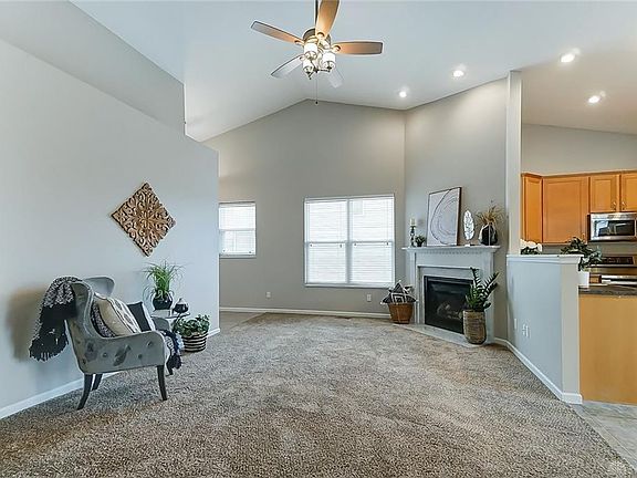 5th image of 626 Chapelgate Dr