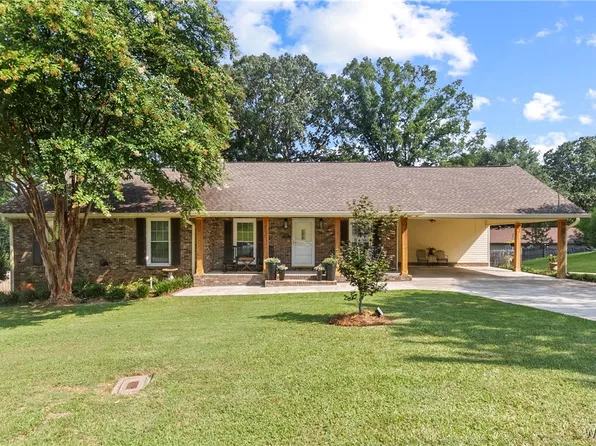 3754 Destin Ln, Northport, AL 35473