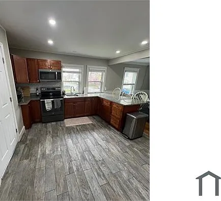 23 Williams St #2 — Photo 1