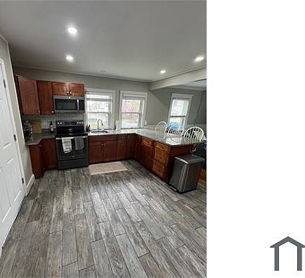 1st image of 23 Williams St APT 2