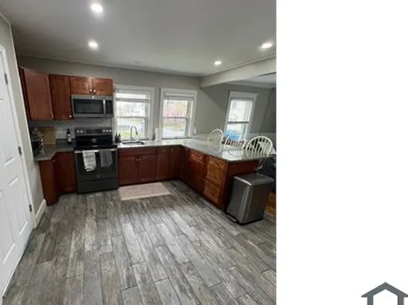 23 Williams St APT 2, Beverly, MA 01915