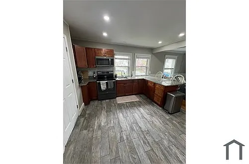 23 Williams St #2 Photo 1