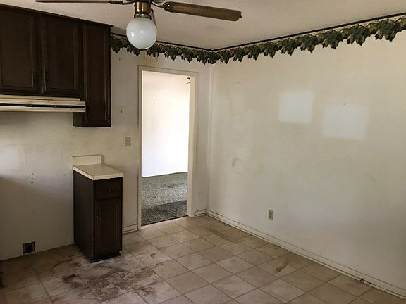 4th image of 413 Hill St