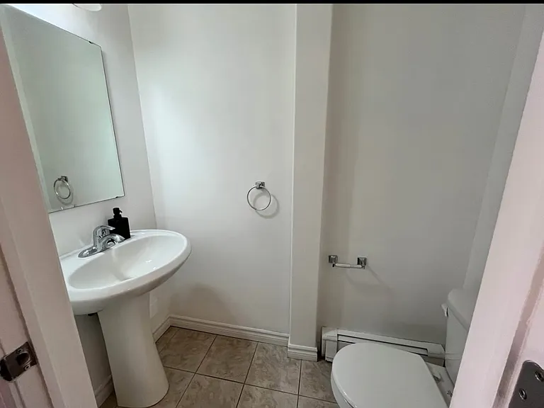 204 Nadia Dr #204 — Photo 3