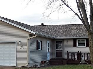 1206 10th Ave SW, Humboldt, IA 50548