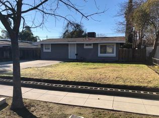 2602 E Lansing Way, Fresno, CA 93726