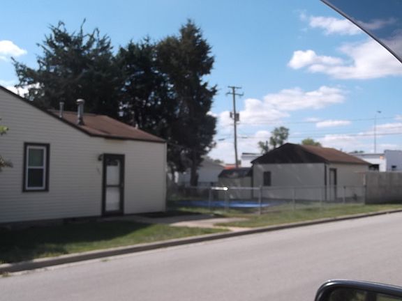 2nd image of 195 N Quincy Ave