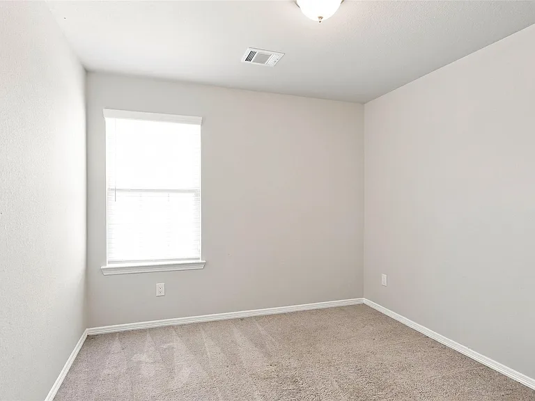 24710 Russet Bluff Trl — Photo 11