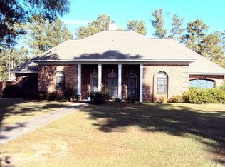 206 Pine Dr, Hattiesburg, MS 39401