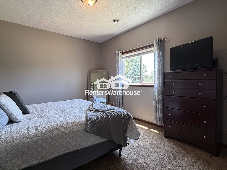 16784 Olivine St NW — Photo 7
