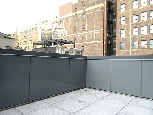 Rented by The Marketing Directors (Arias) | media 35