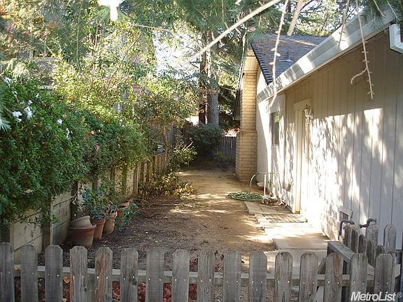 4th image of 1413 Vista Creek Dr