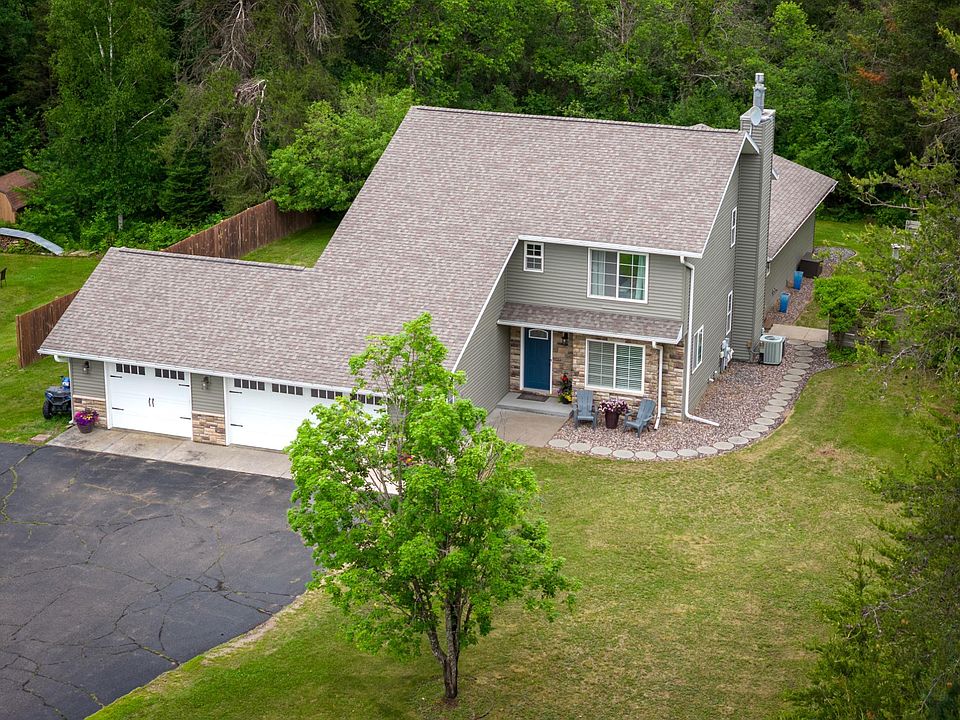 1st image of 836 Woodland Dr