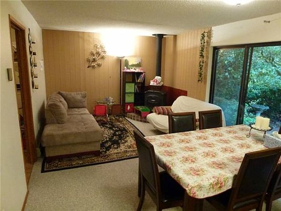 4th image of 2524 175th Ave NE