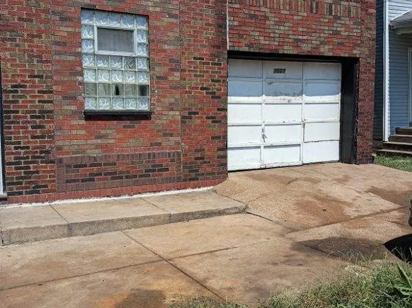 1027 Garth Ave, Saint Louis, MO 63147