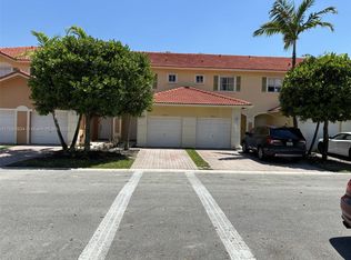 8214 Santa Monica Ave, Fort Lauderdale, FL 33321