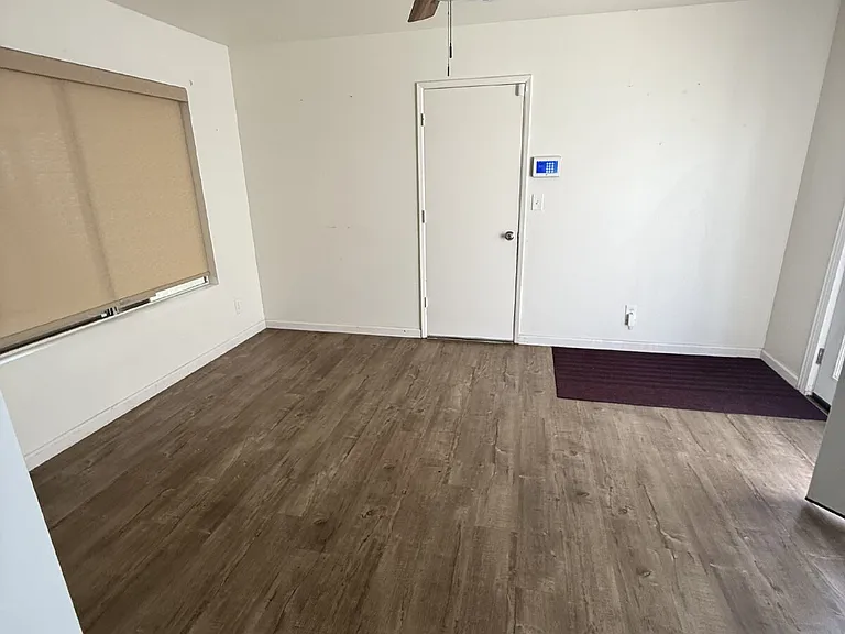 390 Magnolia Cir — Photo 9