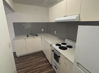 542 NW 8th St APT 3, Miami, FL 33136