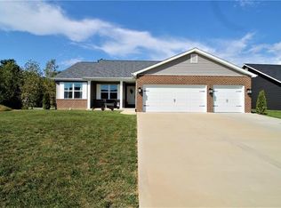 7965 Laurel Flats Dr, Caseyville, IL 62232