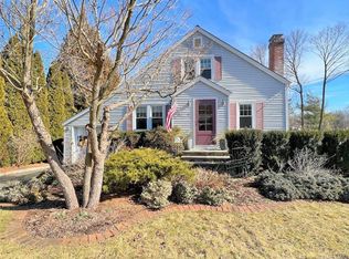 50 Lakeview Dr, Norwalk, CT 06850